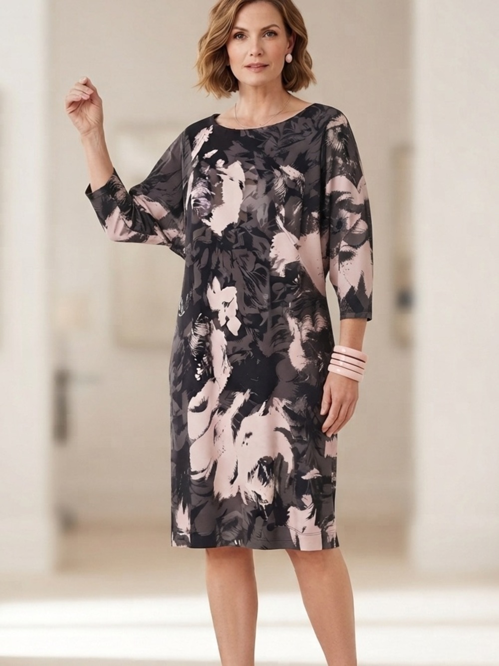 London Times Woman Abstract Floral Midi Dress Plus Size 16W Dolman Sleeve